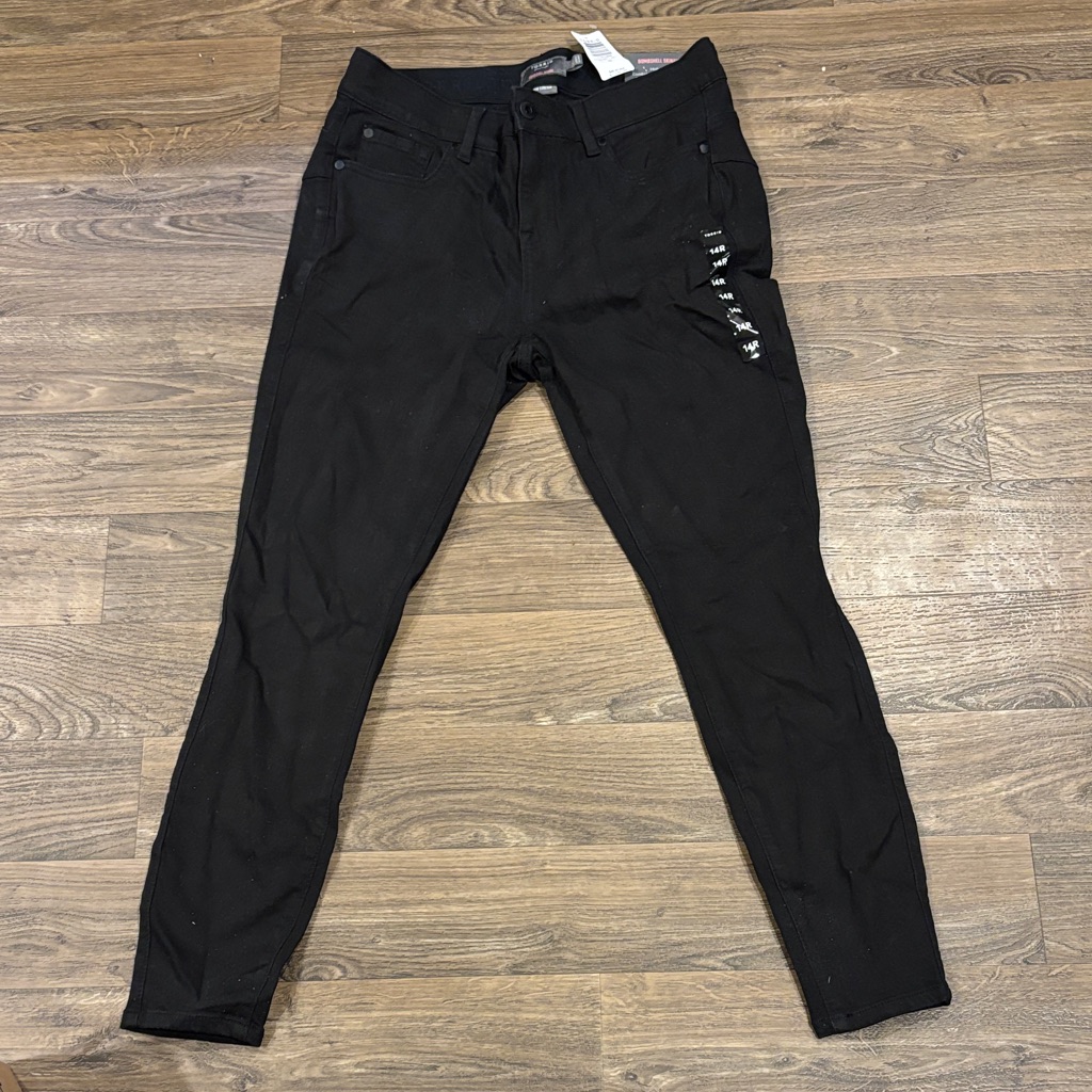 Brand New Torrid Black Skinny Jeans Size 14r